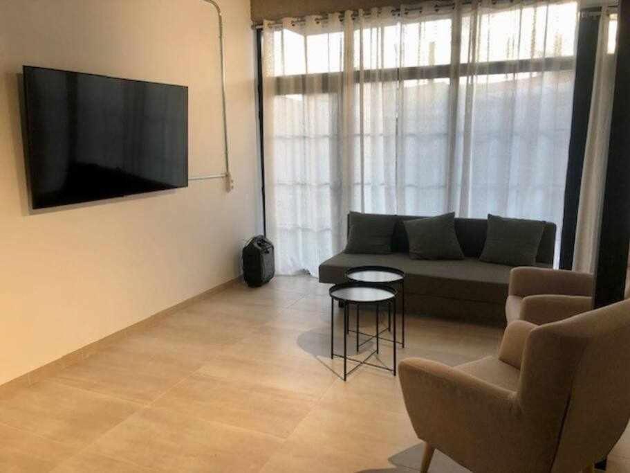 Alojamiento El Pez Casa Con Piscina Climatizada Villafranca de los Caballeros Экстерьер фото