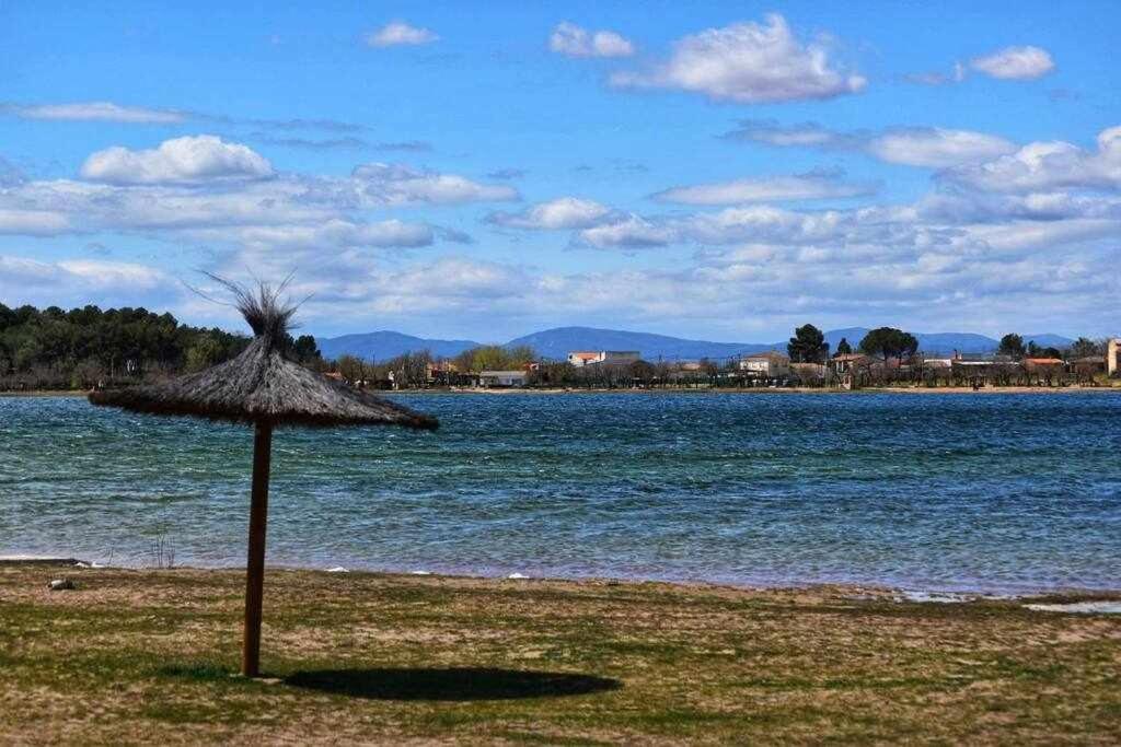 Alojamiento El Pez Casa Con Piscina Climatizada Villafranca de los Caballeros Экстерьер фото